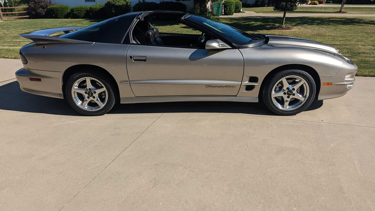 2001 Pontiac Firebird Trans Am 4th Gen - Image 8 of 31
