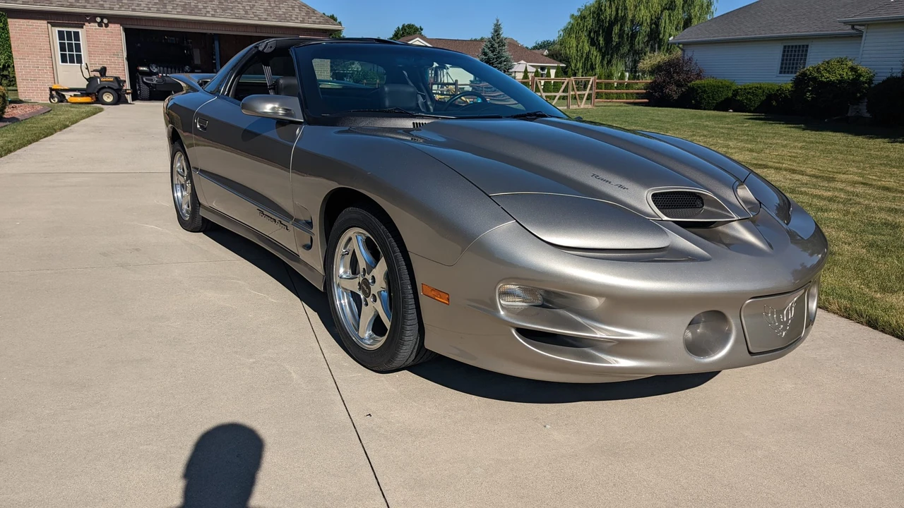 2001 Pontiac Firebird Trans Am 4th Gen - Image 5 of 31