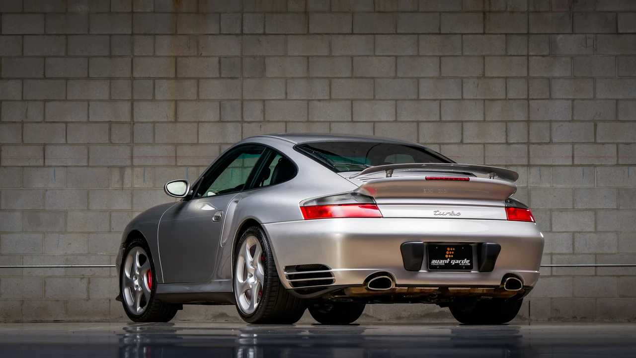 2001 Porsche 996 Turbo - Image 27 of 31
