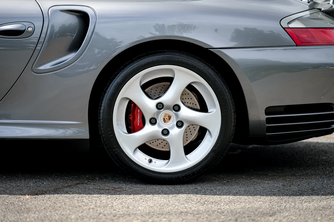 2002 Porsche 996 Turbo - Image 27 of 31