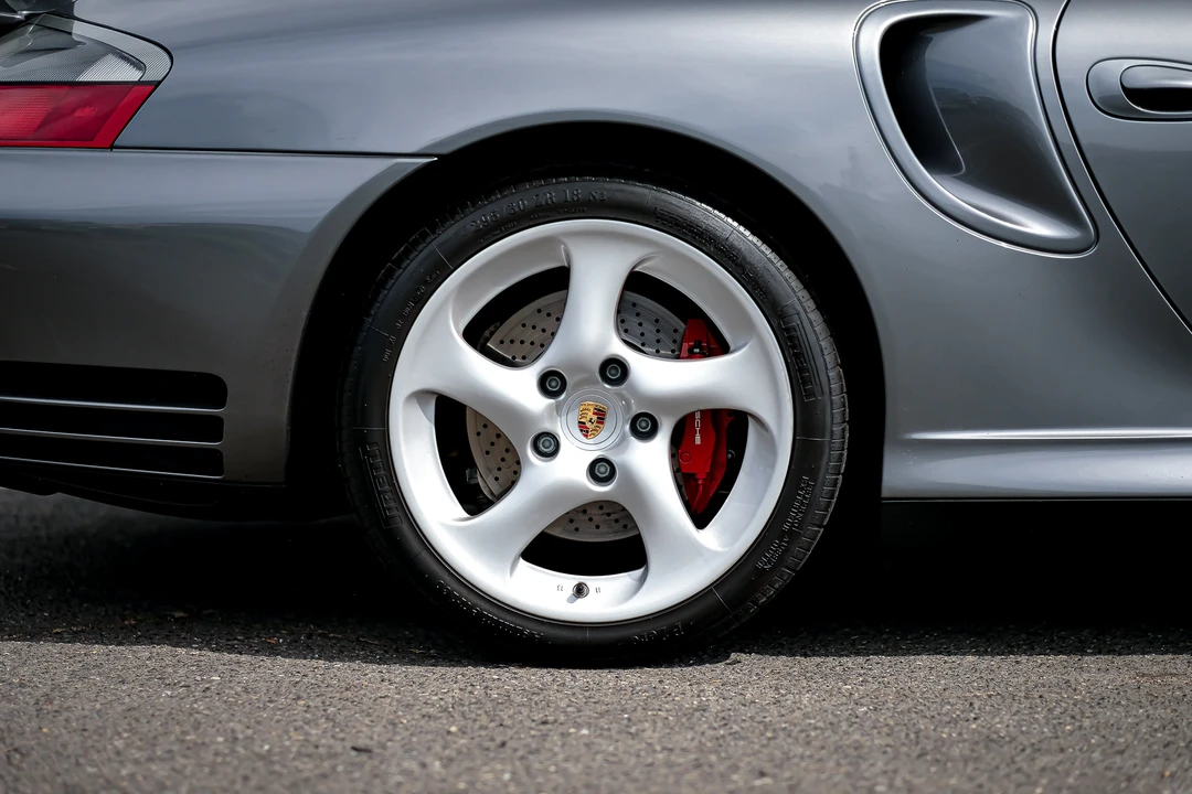 2002 Porsche 996 Turbo - Image 28 of 31