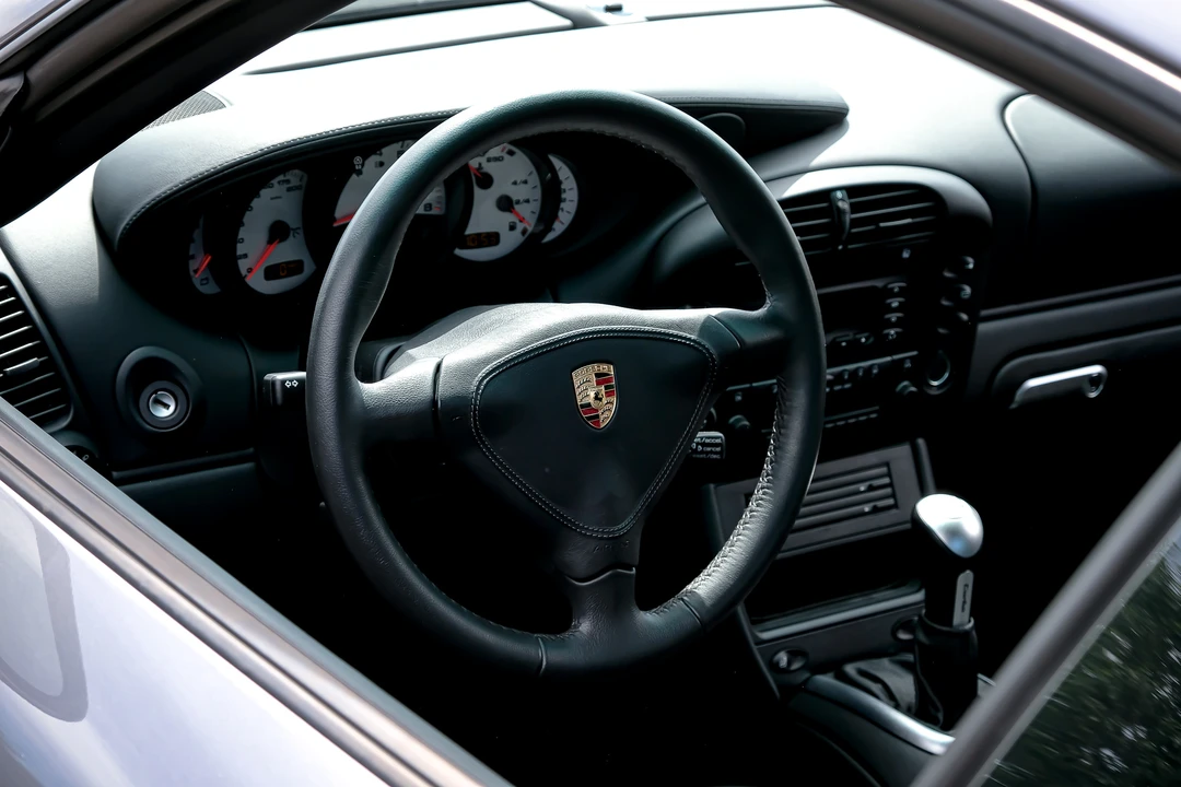 2002 Porsche 996 Turbo - Image 30 of 31