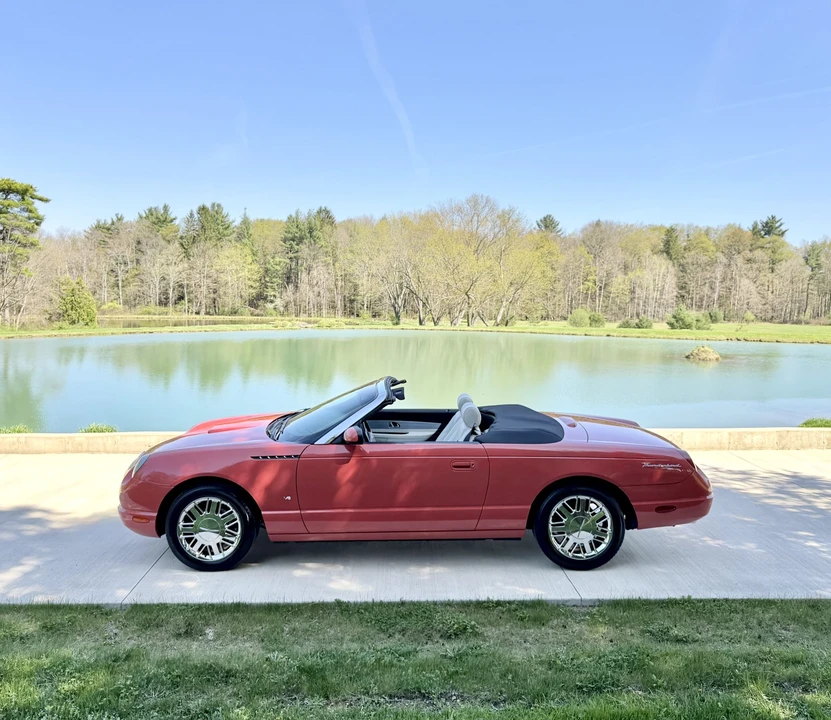 2003 Ford Thunderbird 11th Gen - Image 14 of 31