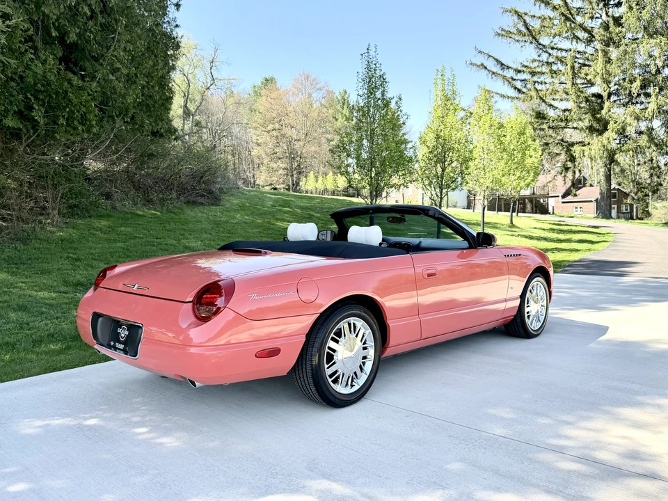 2003 Ford Thunderbird 11th Gen - Image 10 of 31
