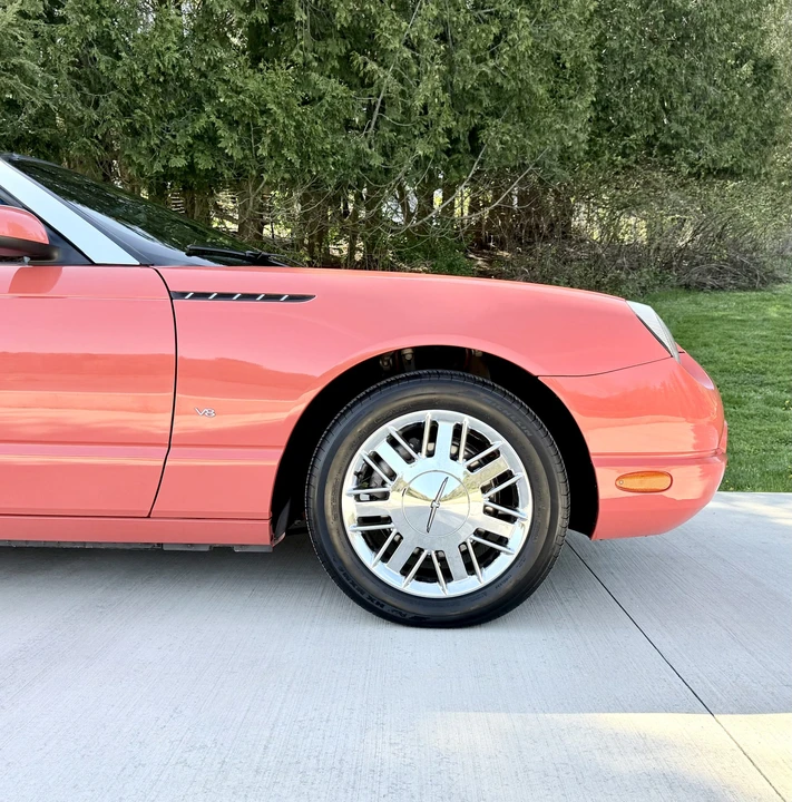 2003 Ford Thunderbird 11th Gen - Image 20 of 31