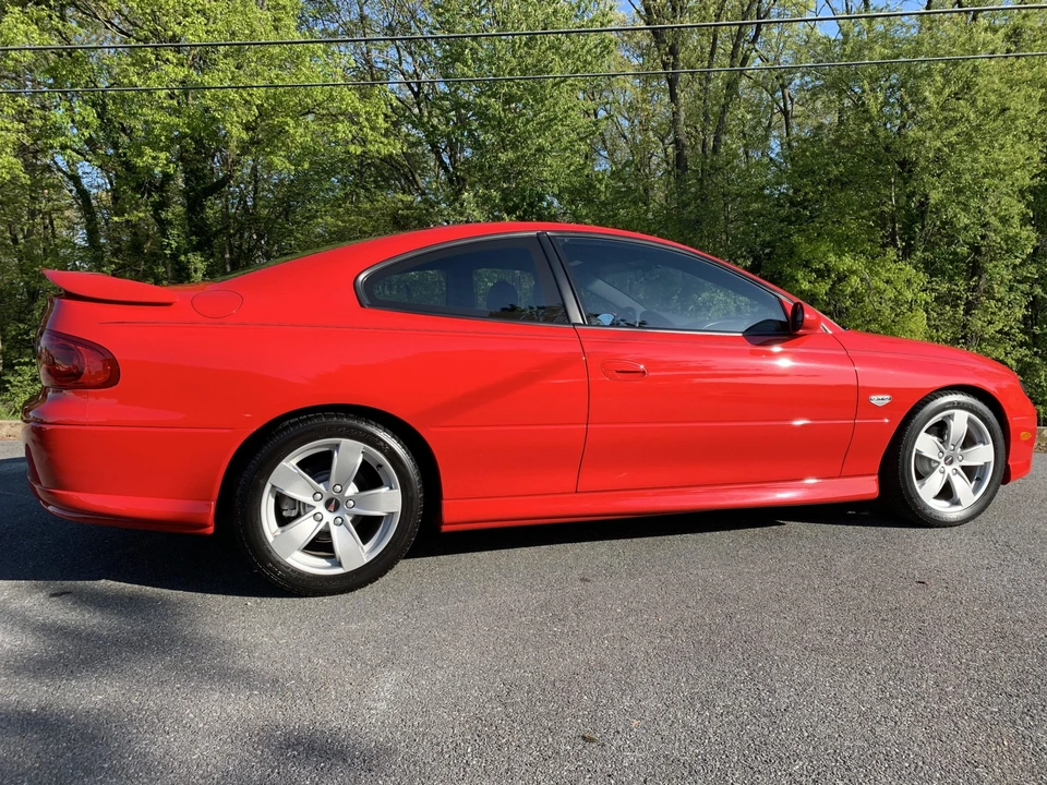 2004 Pontiac GTO 4th Gen - Image 12 of 31