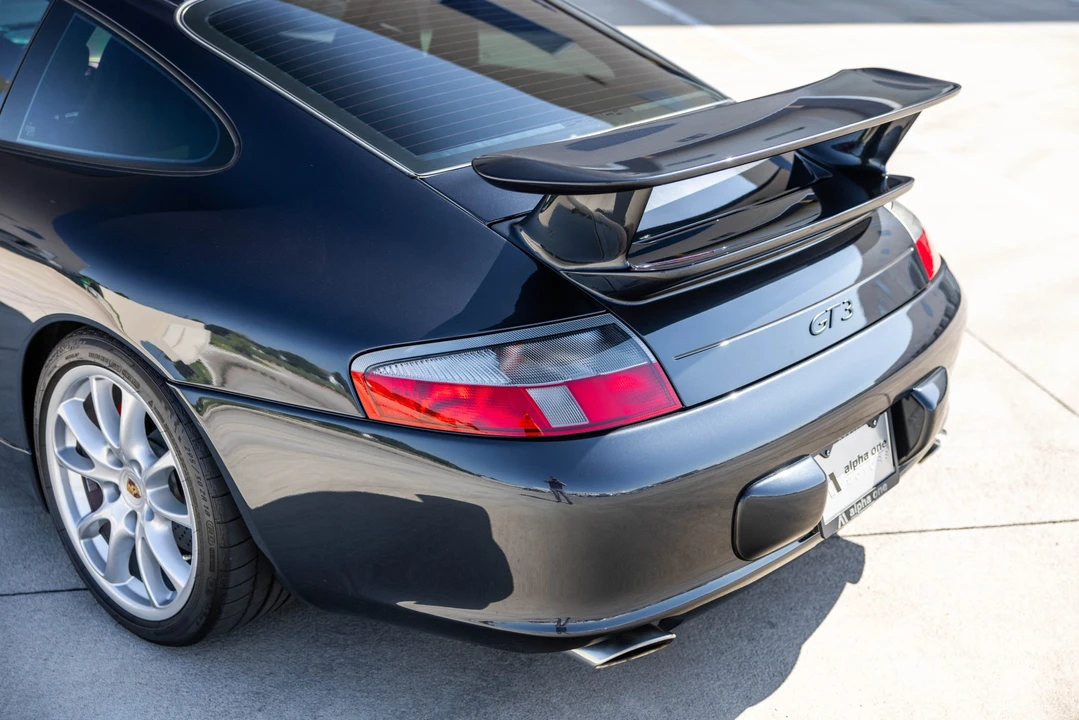 2004 Porsche 996 GT3 - Image 16 of 31