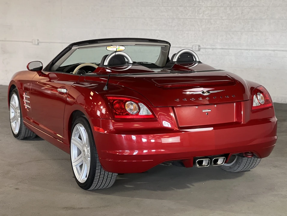 2005 Chrysler Crossfire - Image 15 of 31