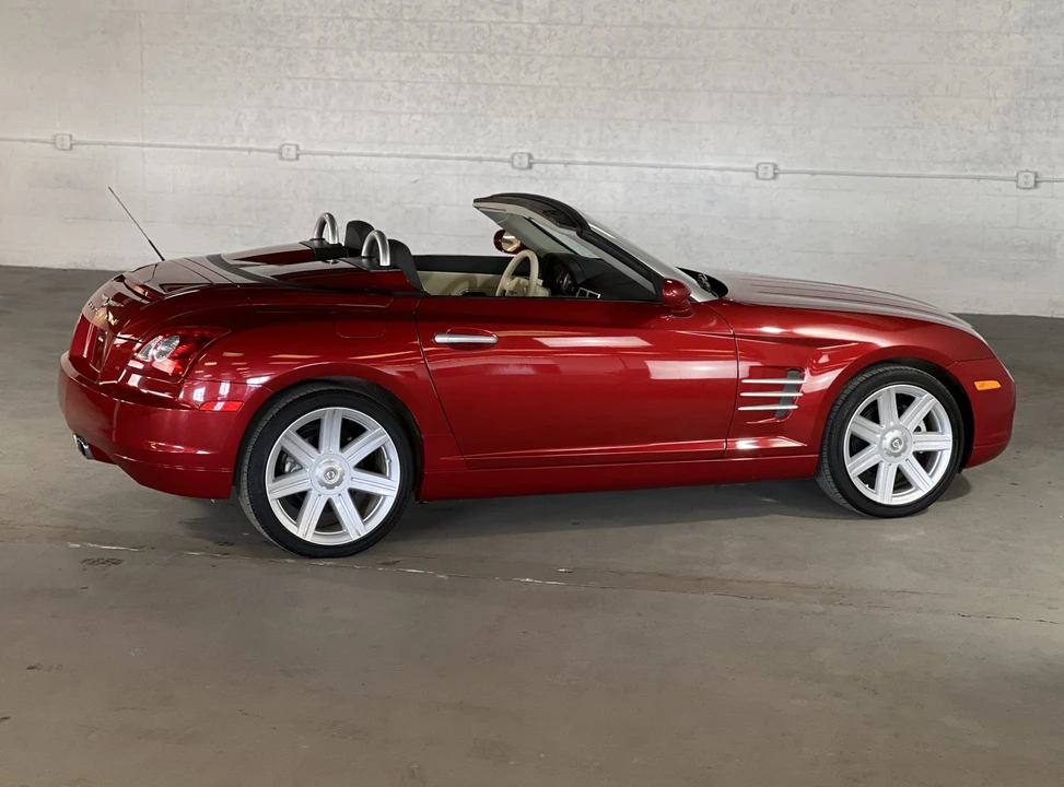 2005 Chrysler Crossfire - Image 24 of 31
