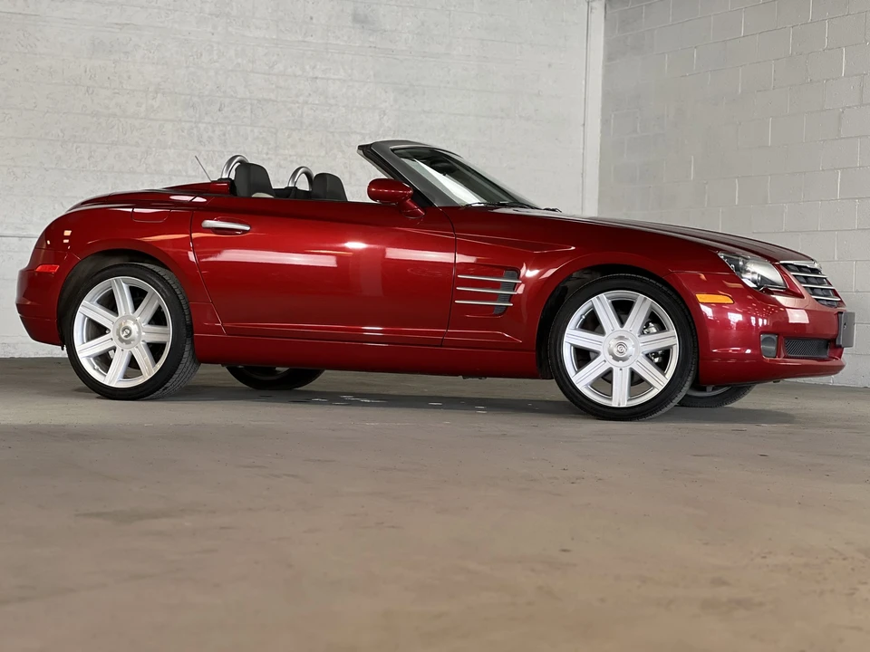 2005 Chrysler Crossfire - Image 26 of 31