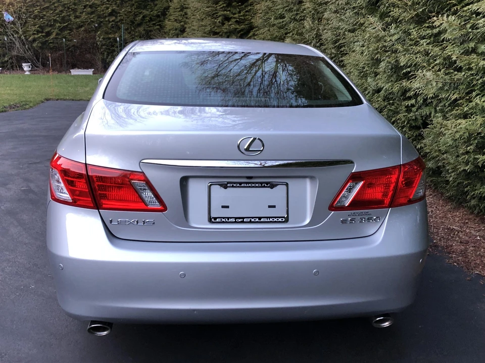 2009 Lexus ES 5th Gen - Image 7 of 31