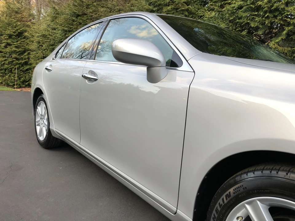 2009 Lexus ES 5th Gen - Image 16 of 31