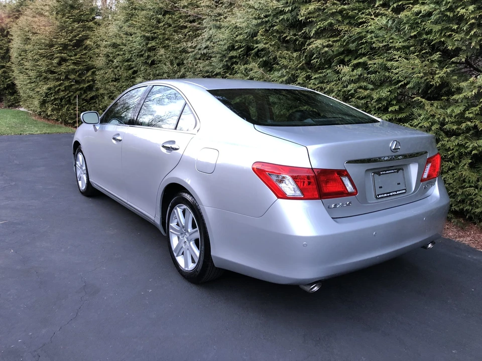2009 Lexus ES 5th Gen - Image 6 of 31