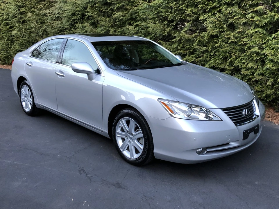 2009 Lexus ES 5th Gen - Image 12 of 31