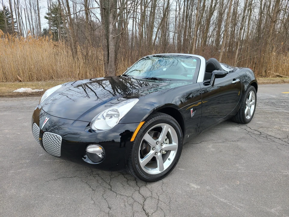 2009 Pontiac Solstice - Image 7 of 31