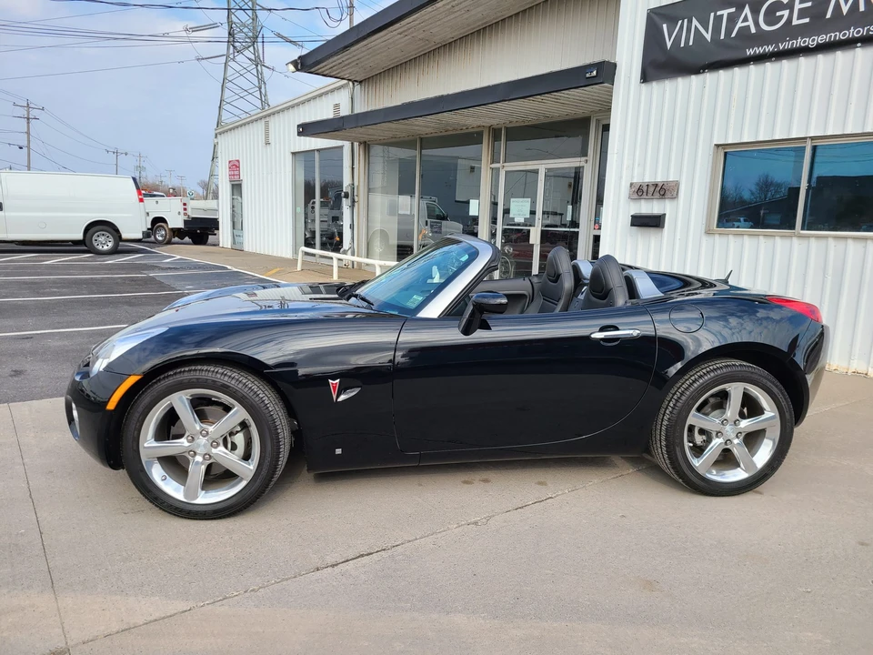 2009 Pontiac Solstice - Image 13 of 31