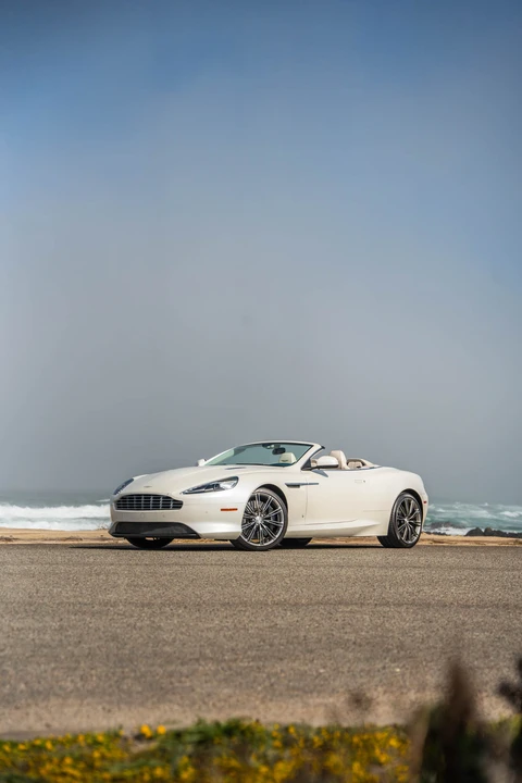 2014 Aston Martin DB9 - Image 2 of 31