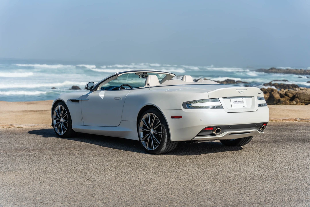 2014 Aston Martin DB9 - Image 31 of 31
