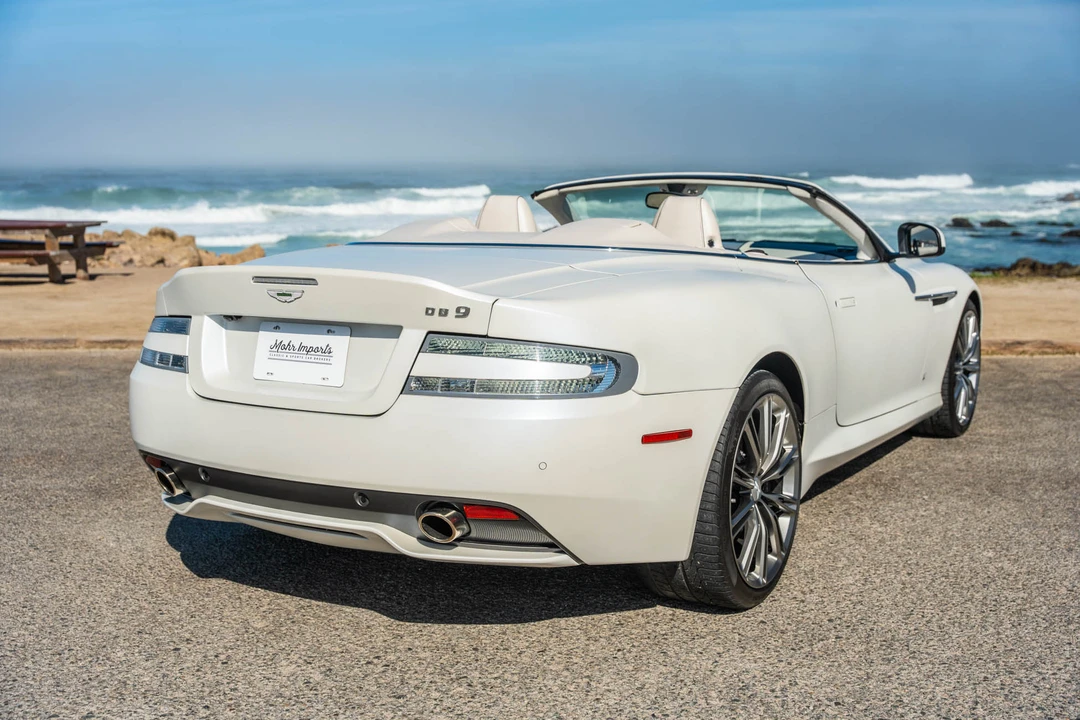 2014 Aston Martin DB9 - Image 18 of 31
