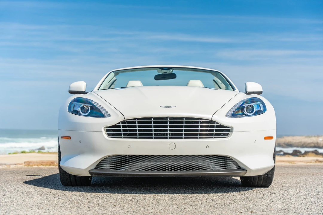 2014 Aston Martin DB9 - Image 13 of 31