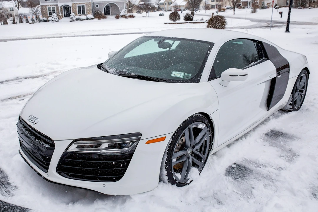 2015 Audi 42 R8 - Image 3 of 31