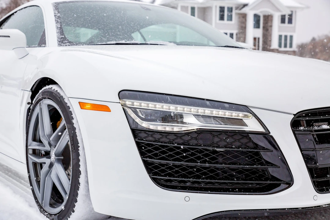2015 Audi 42 R8 - Image 10 of 31