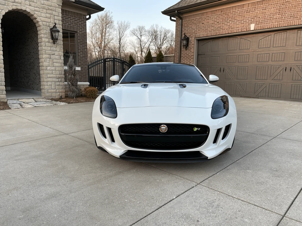 2015 Jaguar F-Type R 1st Gen - Image 5 of 31