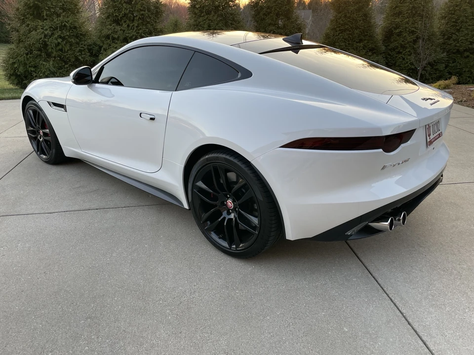 2015 Jaguar F-Type R 1st Gen - Image 12 of 31
