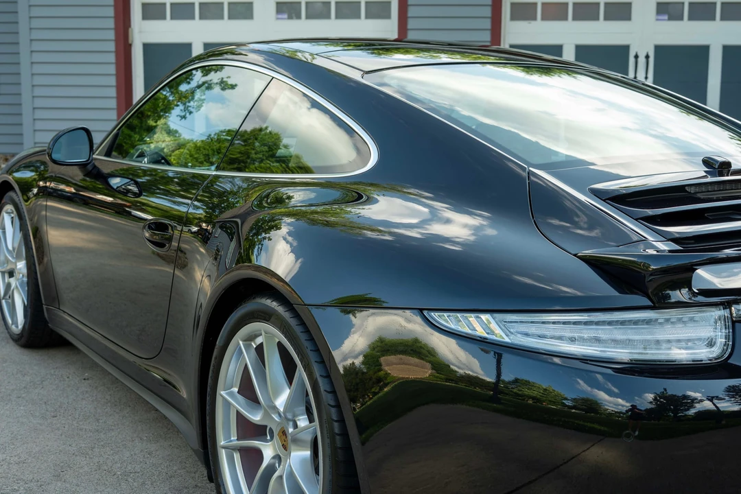 2015 Porsche 991 Carrera 4S - Image 21 of 31