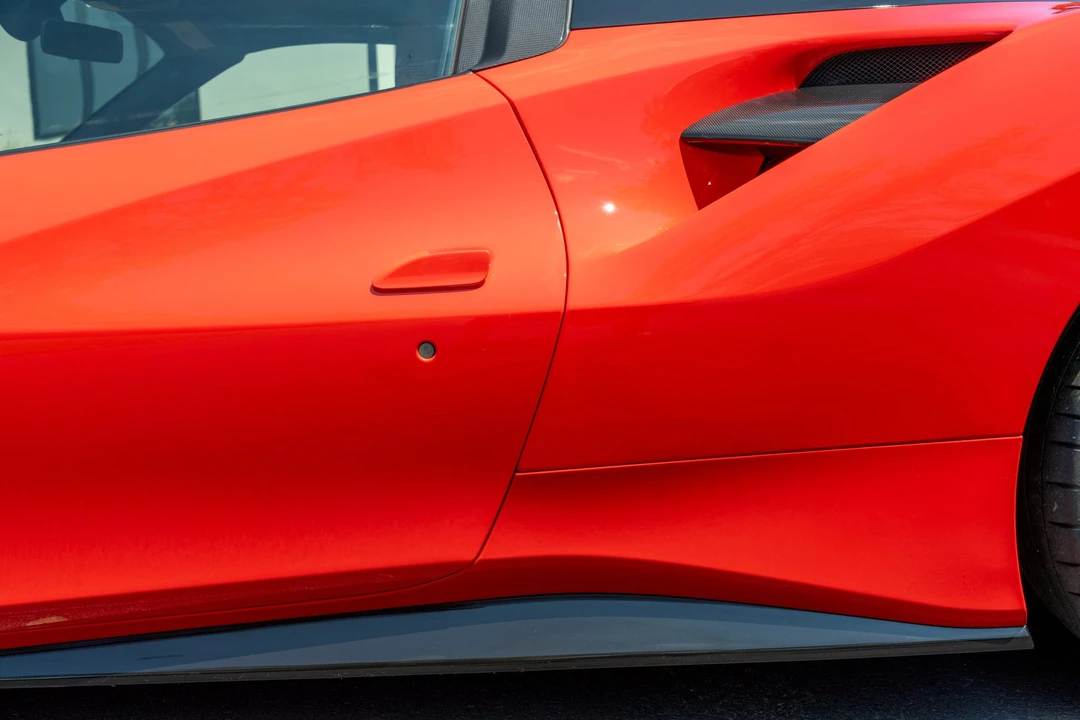 2016 Ferrari 488 Spider - Image 23 of 31