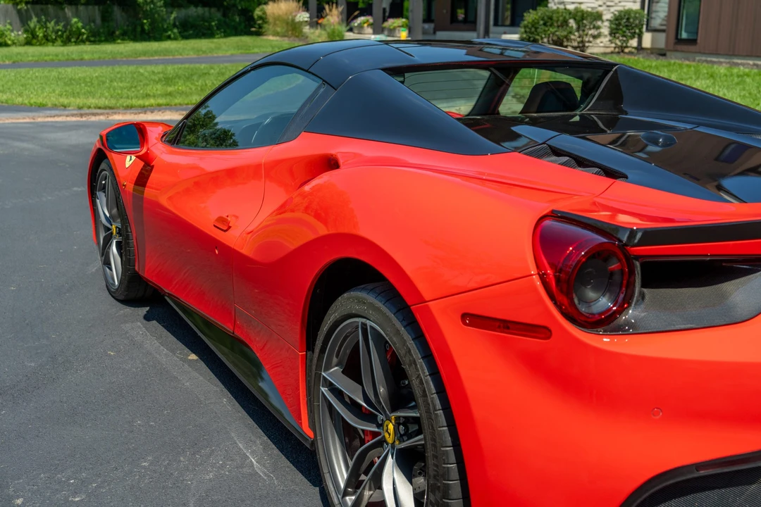 2016 Ferrari 488 Spider - Image 25 of 31