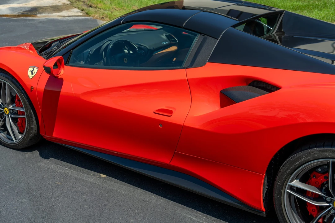 2016 Ferrari 488 Spider - Image 24 of 31