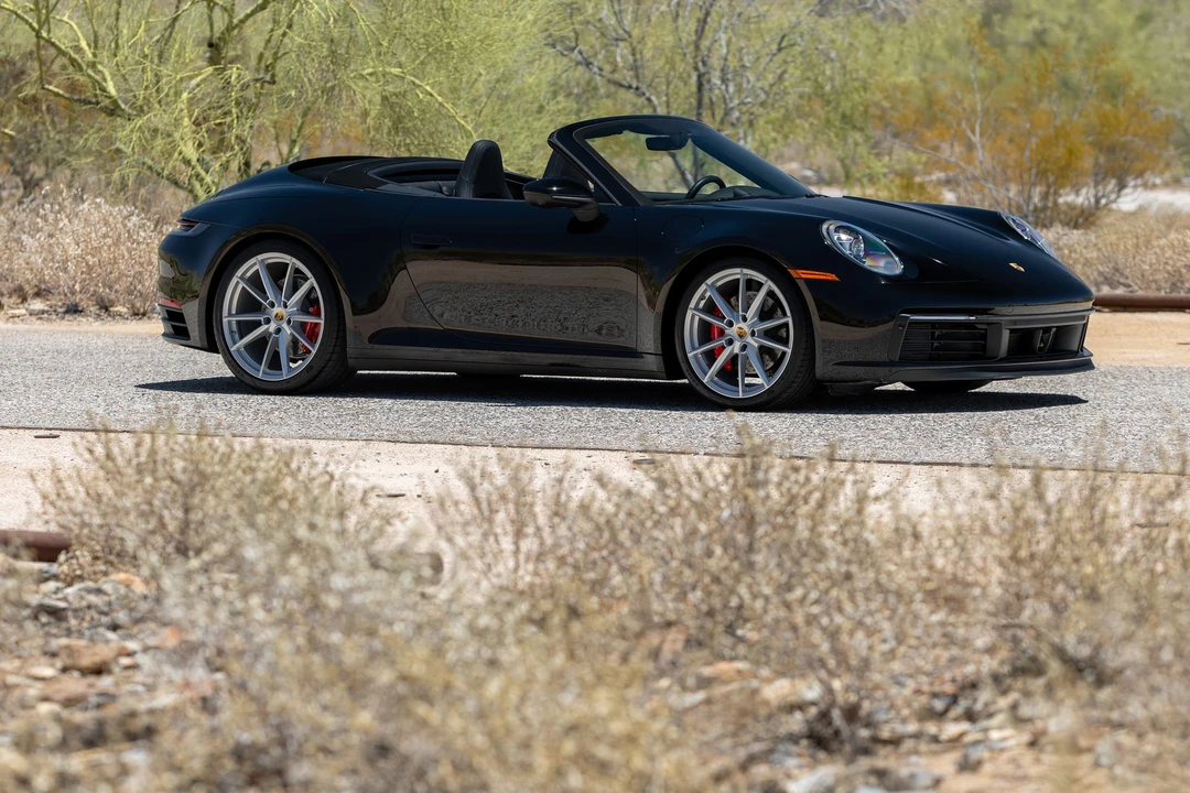 2020 Porsche 992 Carrera 4S - Image 20 of 31