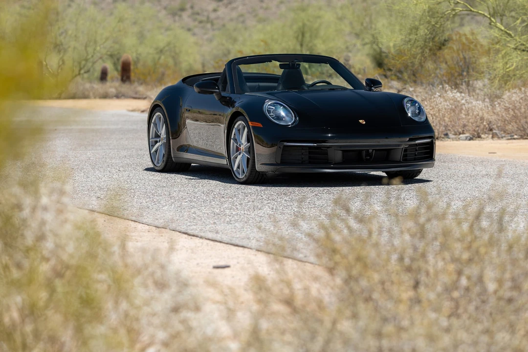 2020 Porsche 992 Carrera 4S - Image 13 of 31