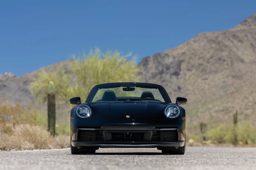 2020 Porsche 992 Carrera 4S - Image 8 of 31
