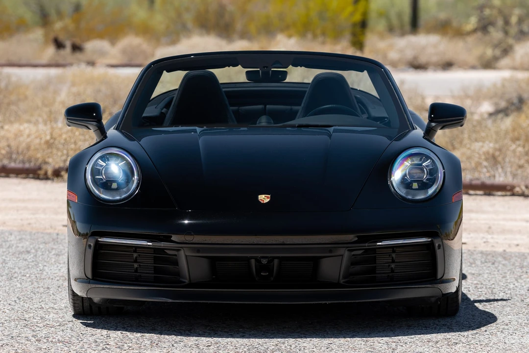2020 Porsche 992 Carrera 4S - Image 9 of 31