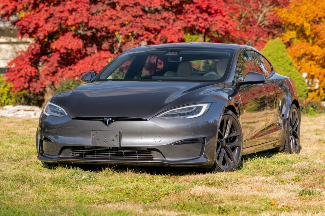 2021 Tesla Model S Plaid - Image 15 of 31