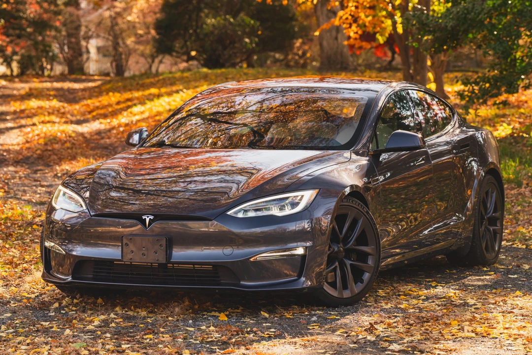 2021 Tesla Model S Plaid - Image 17 of 31