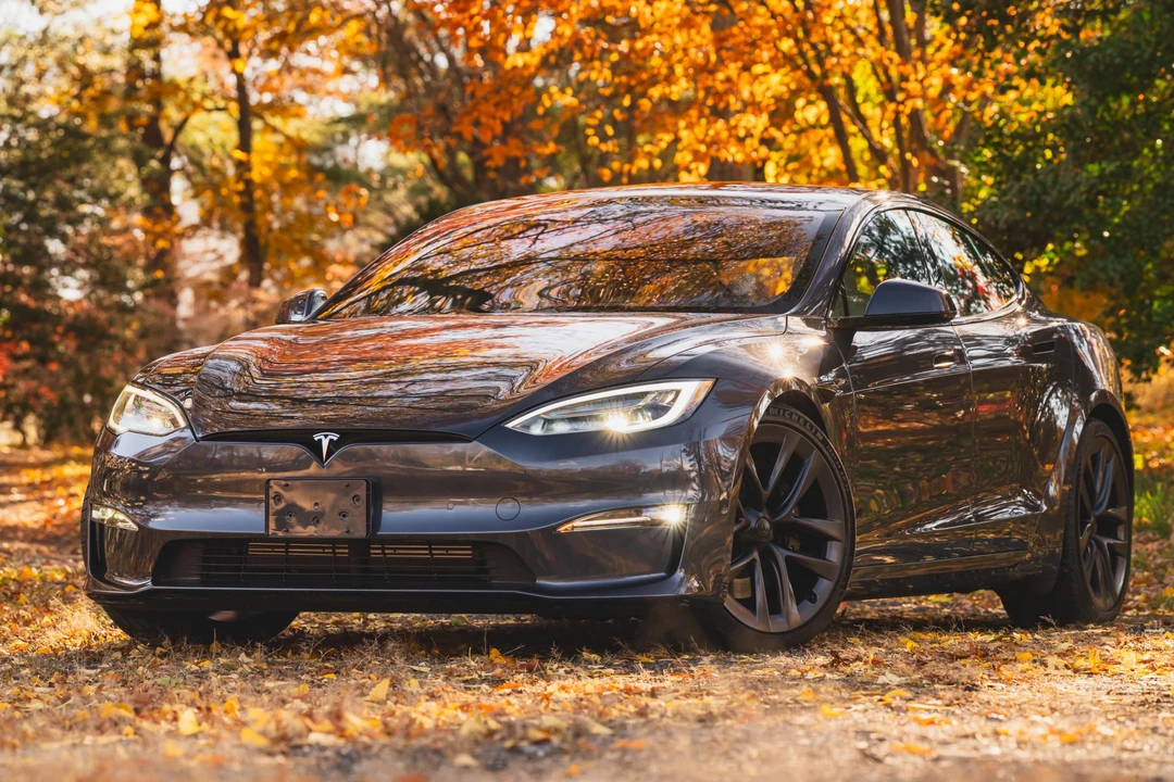 2021 Tesla Model S Plaid - Image 18 of 31