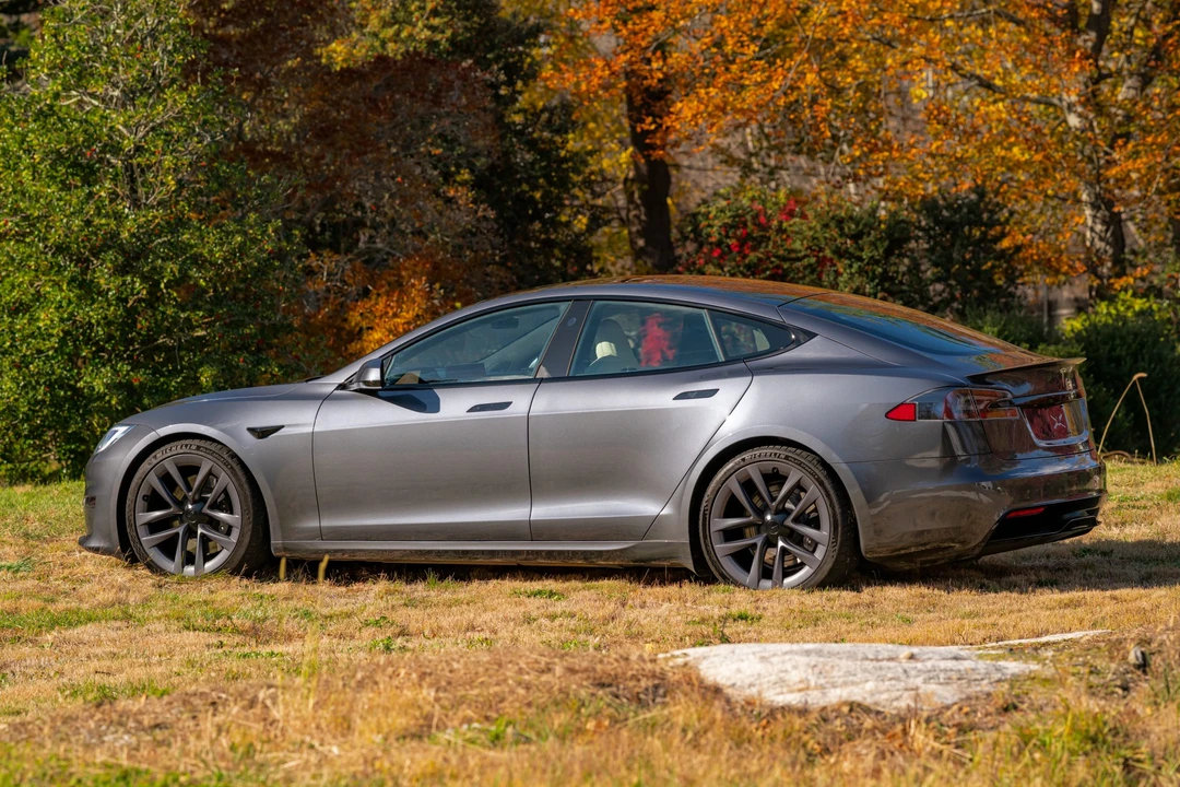 2021 Tesla Model S Plaid - Image 21 of 31