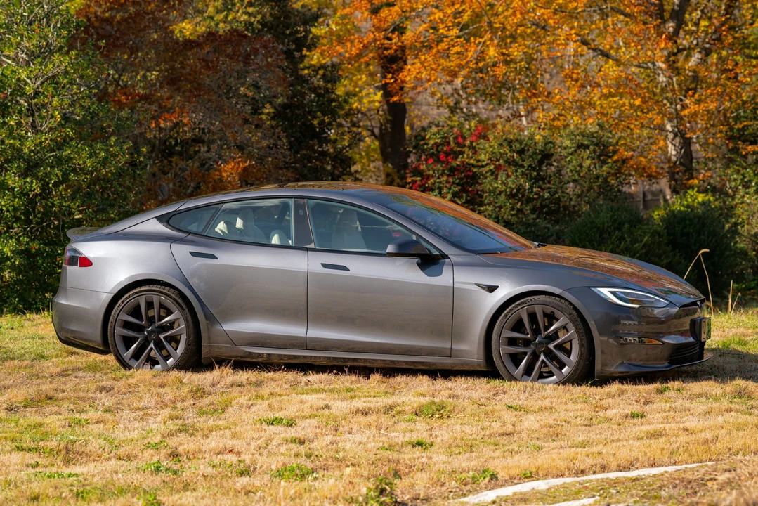 2021 Tesla Model S Plaid - Image 24 of 31