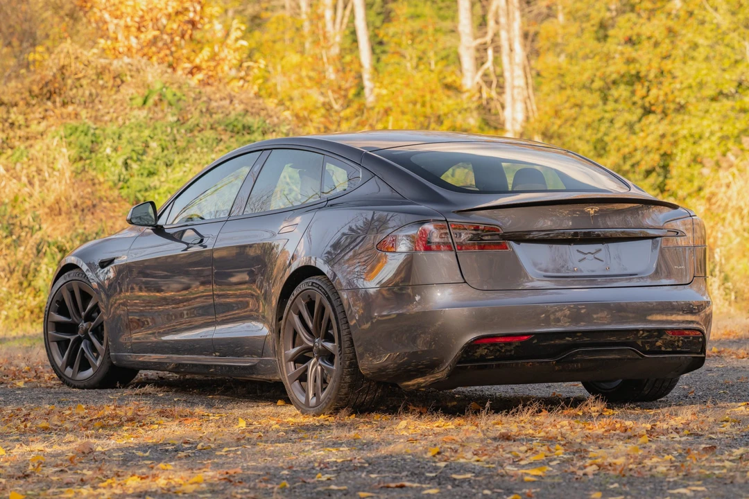 2021 Tesla Model S Plaid - Image 27 of 31