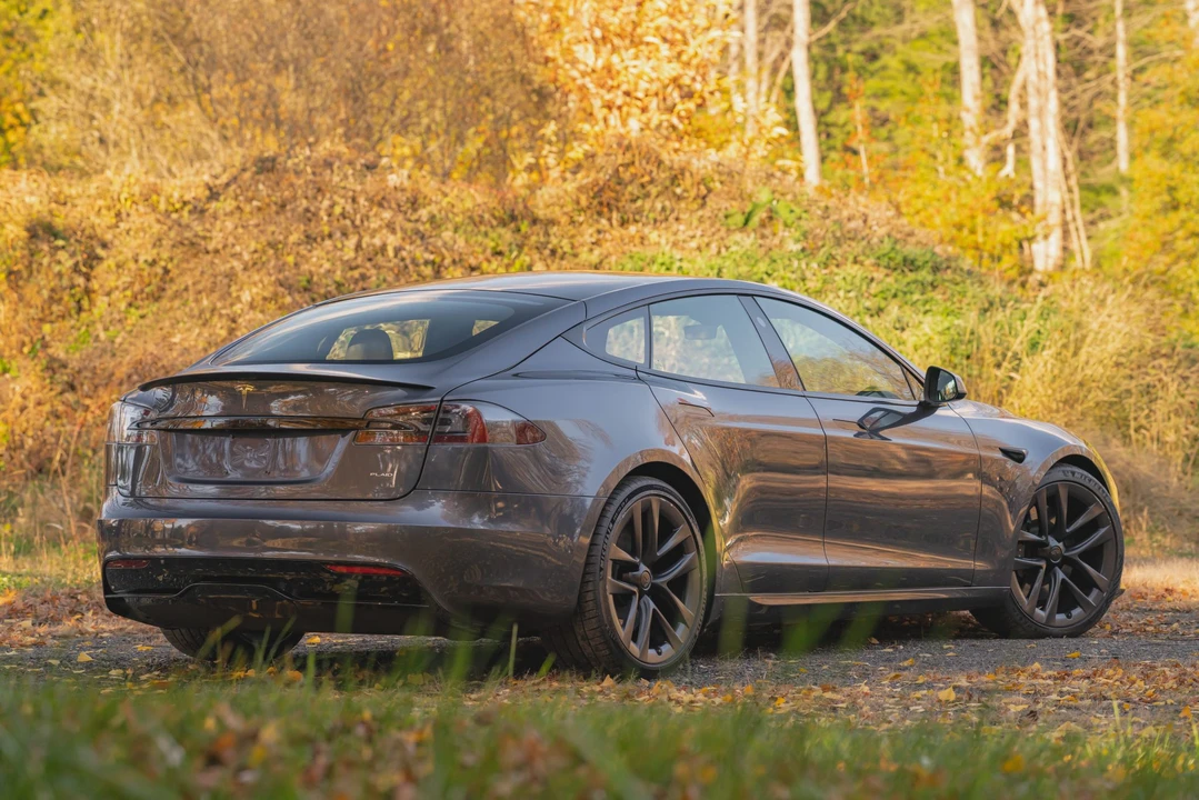 2021 Tesla Model S Plaid - Image 30 of 31