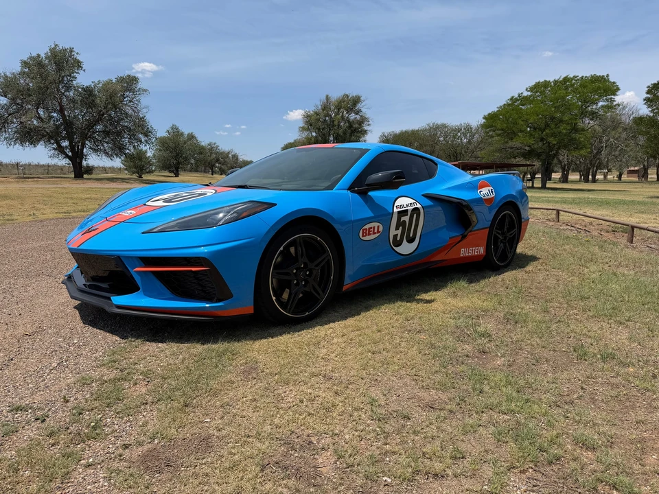 2022 Chevrolet Corvette C8 - Image 2 of 31