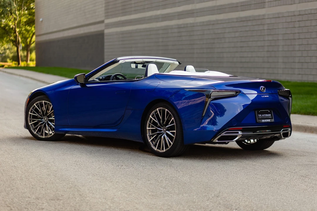2024 Lexus LC - Image 5 of 31