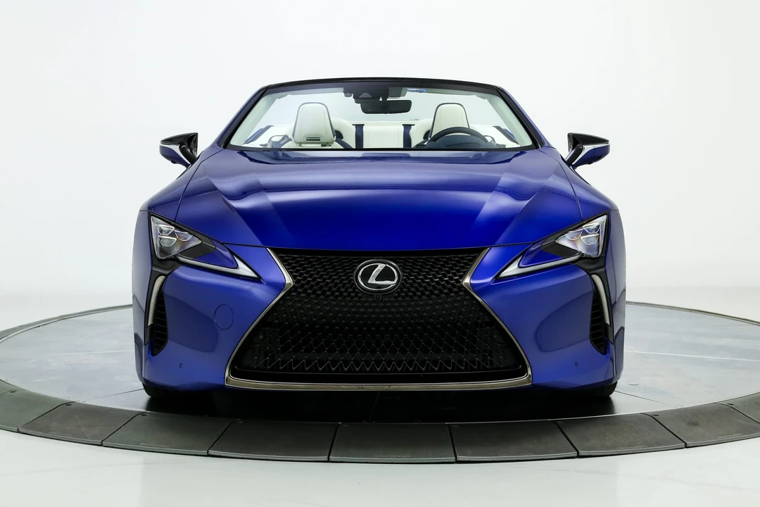 2024 Lexus LC - Image 10 of 31