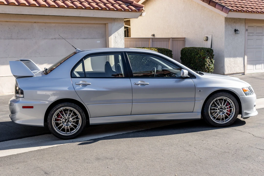 2006 Mitsubishi Lancer Evolution IX 8th Gen - Image 12 of 31