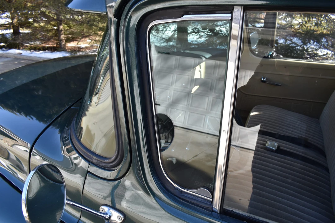 1955 Chevrolet Task Force - Image 22 of 31