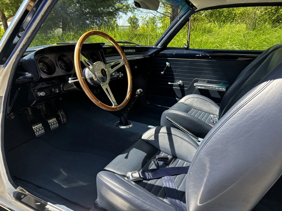 1963 Pontiac Tempest - Image 28 of 31