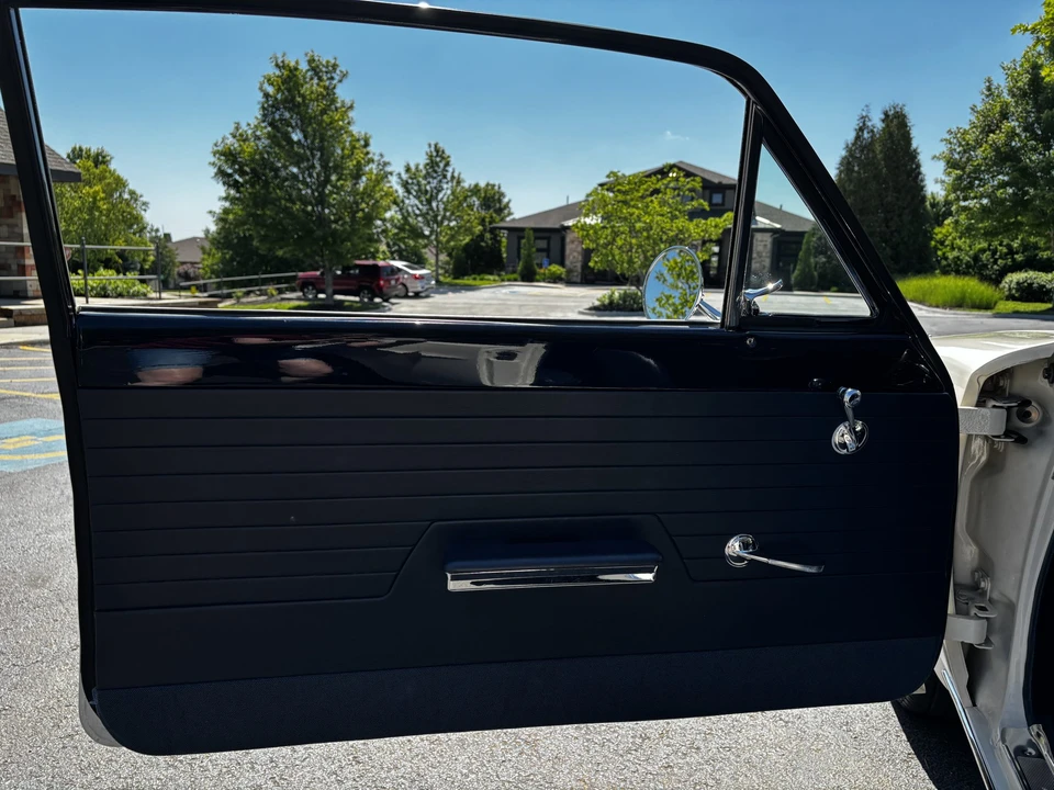 1963 Pontiac Tempest - Image 25 of 31